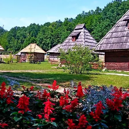 Royal Village Kotromanicevo Vranduk