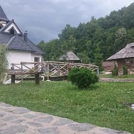 Royal Village Kotromanicevo Gospodarstwo agroturystyczne